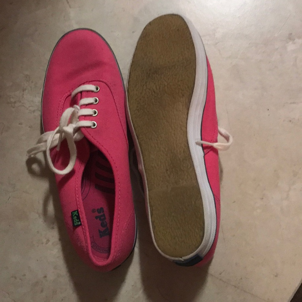 Keds - Picture 2 of 3